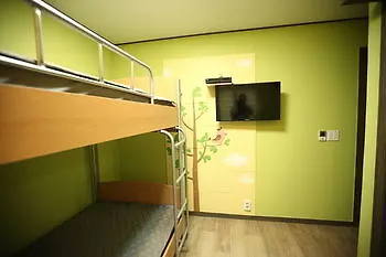 Отель Soo Guesthouse Сеул